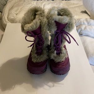 North face kids Winter boot. 6